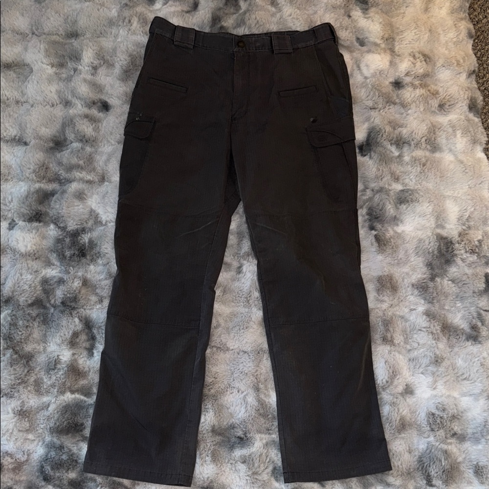 5.11 Tactical Charcoal Cargo Pants 34/32 *Minor Wear*